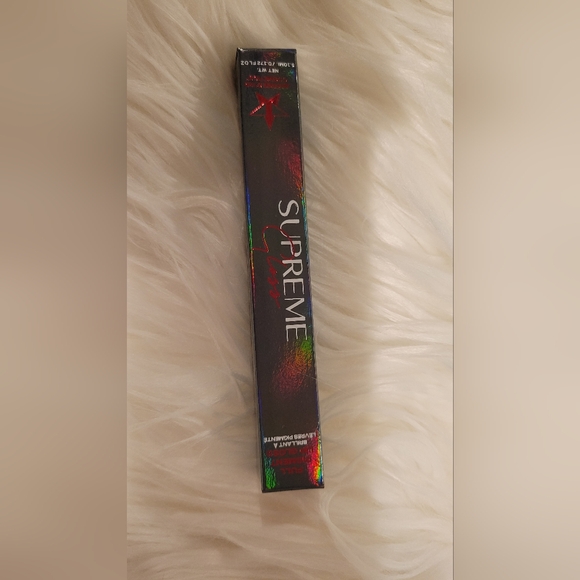 💋Jeffree Star, red lipstick gloss, Taylor Swift vibes! - Picture 5 of 7